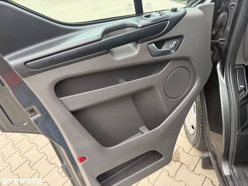 Ford Transit Custom - 19