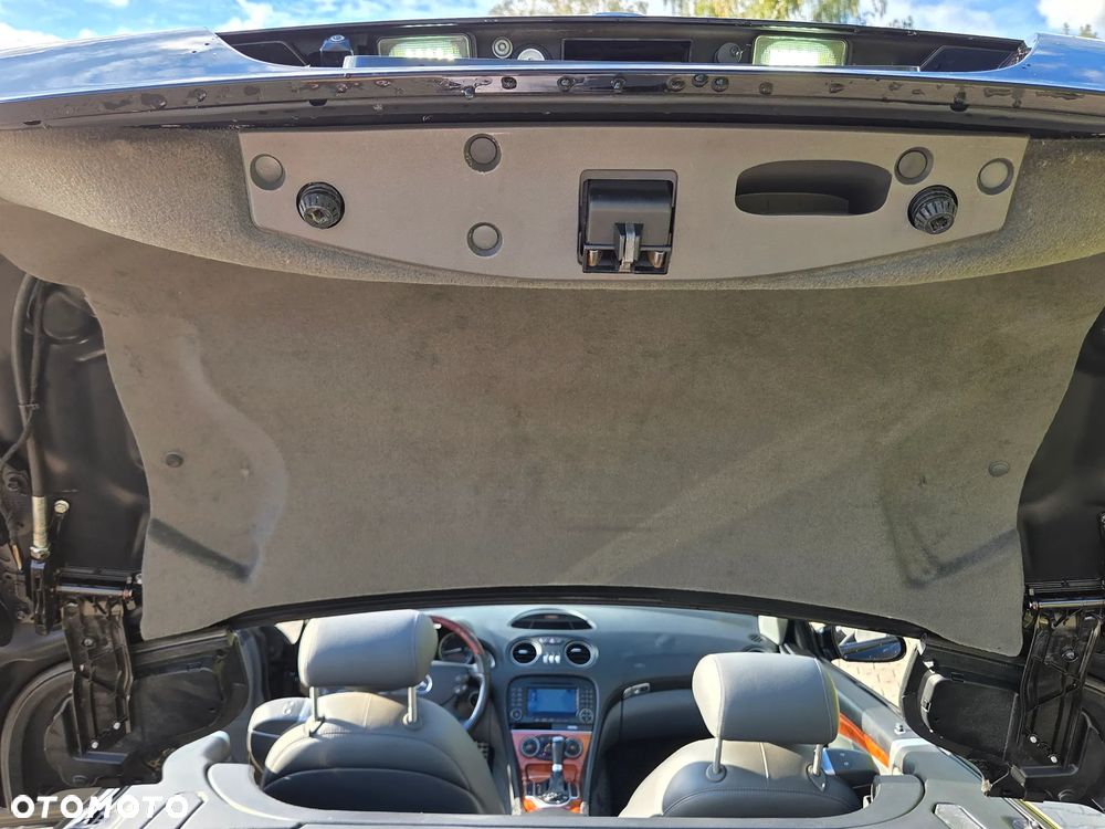 Mercedes-Benz SL - 38