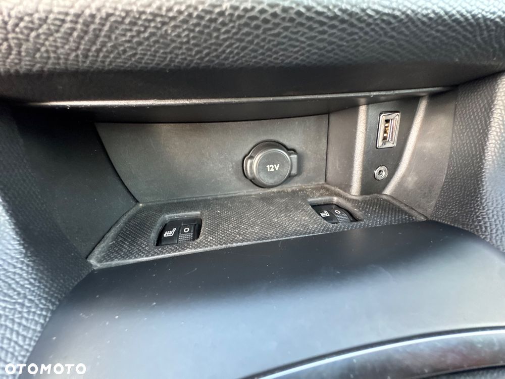 Peugeot 308 BlueHDi 180 EAT6 GT - 21