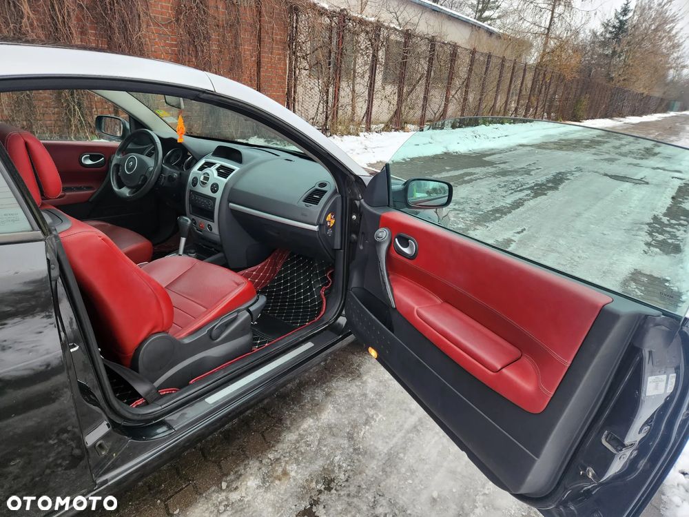 Renault Megane 2.0 Dynamique - 11