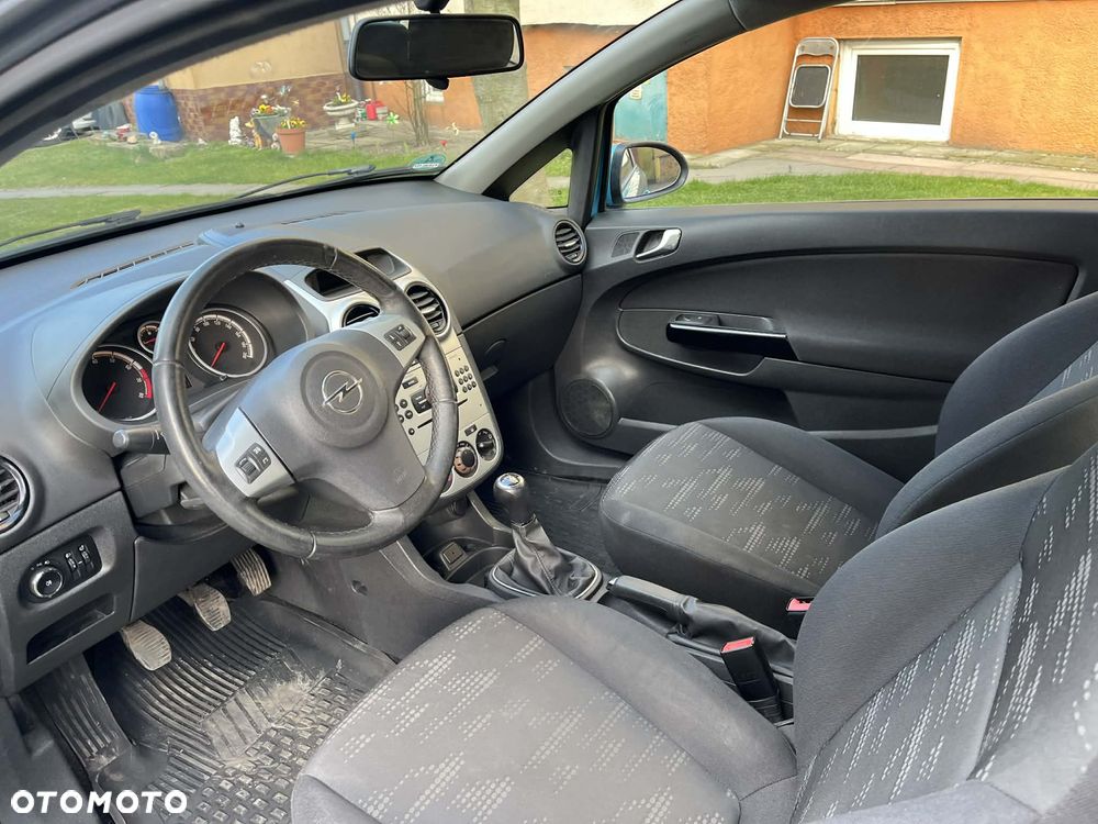 Opel Corsa 1.4 16V Color Edition - 8
