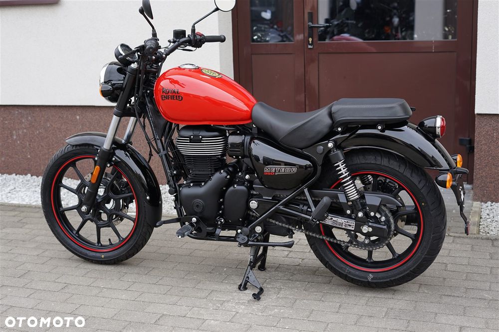 Royal Enfield Meteor - 19