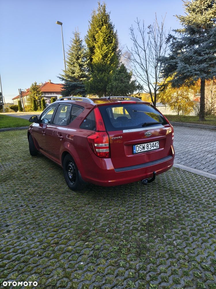 Kia Ceed - 5