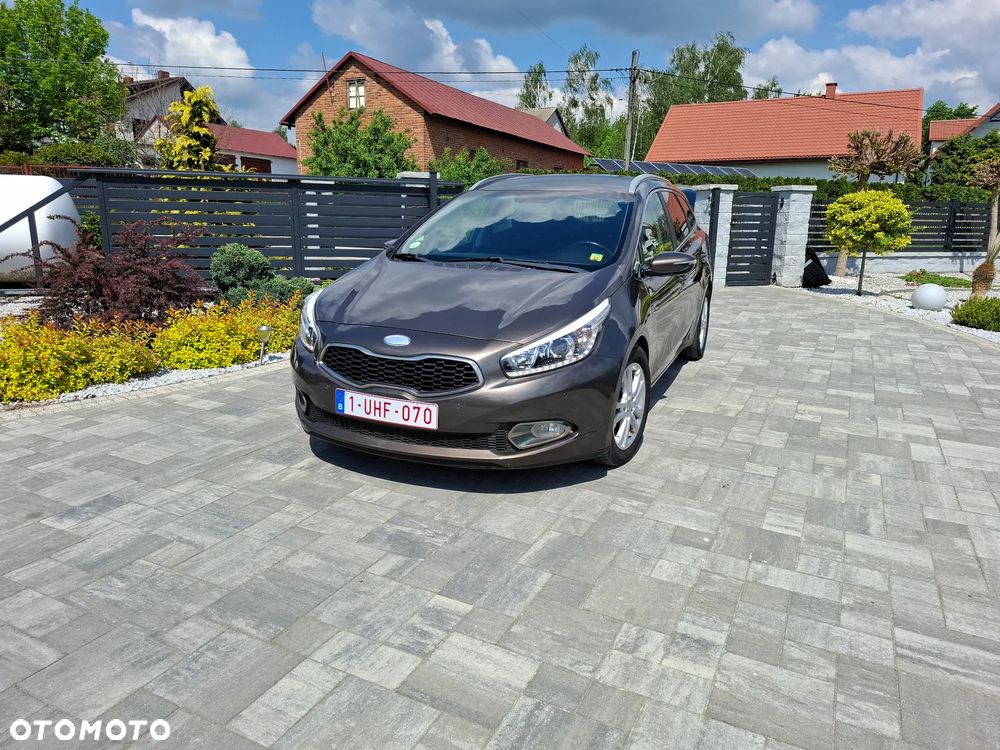 Kia Ceed 1.6 CRDi Spirit - 1
