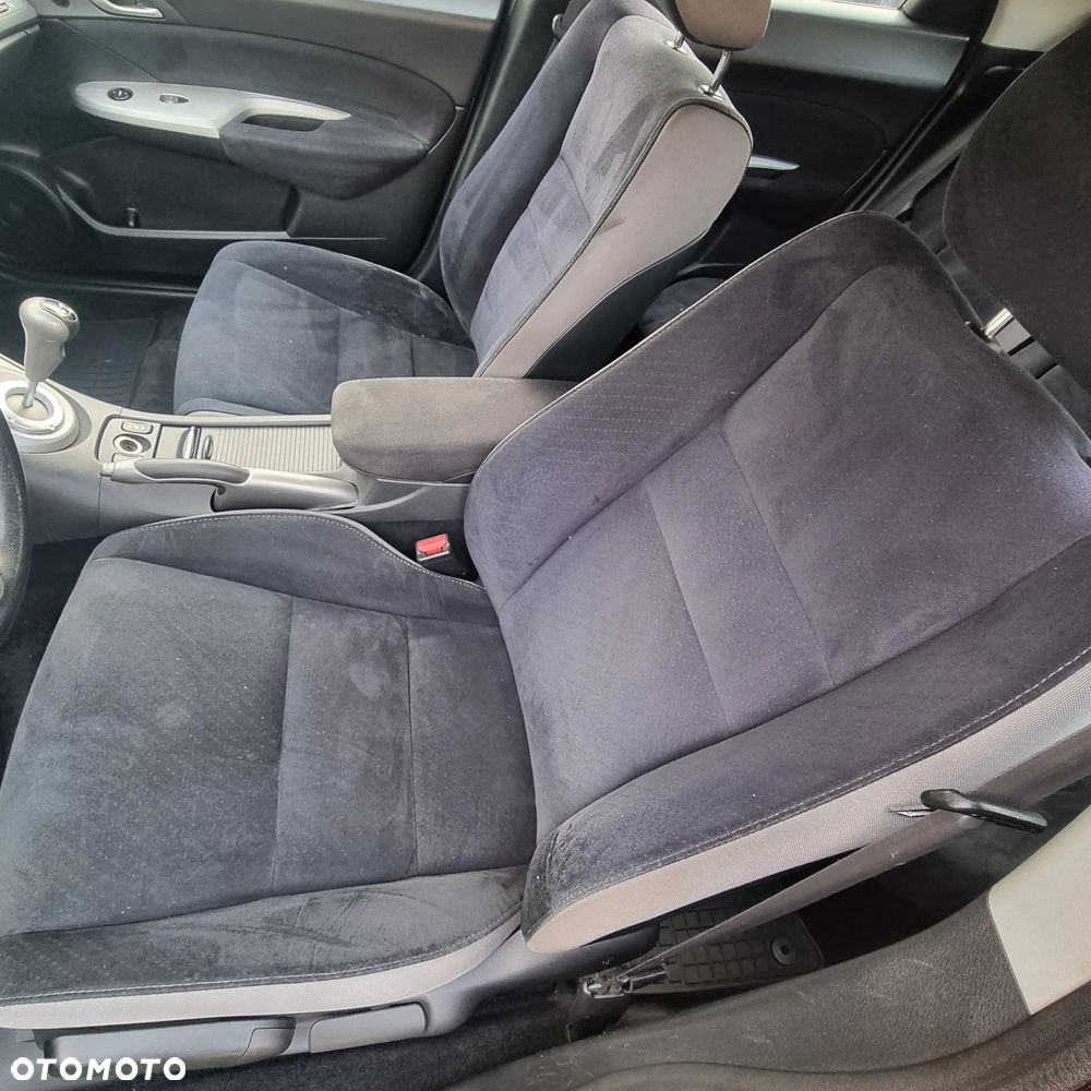 Honda Civic 1.8i-VTEC i-SHIFT Sport - 11