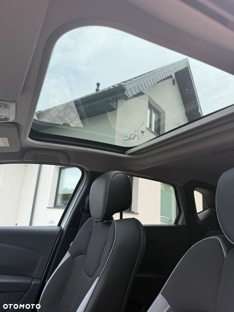 Renault Captur - 32