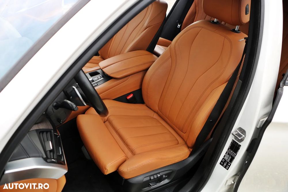 BMW X6 xDrive30d - 16