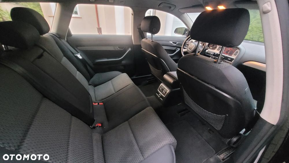 Audi A6 Avant - 11