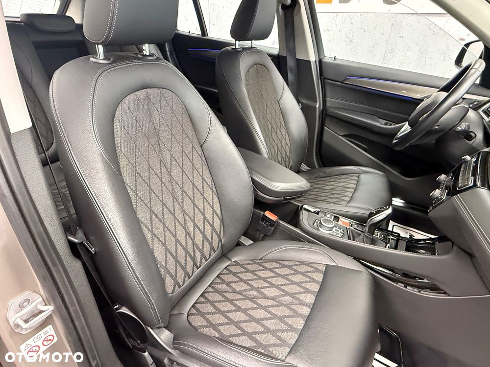 BMW X1 xDrive20i - 28