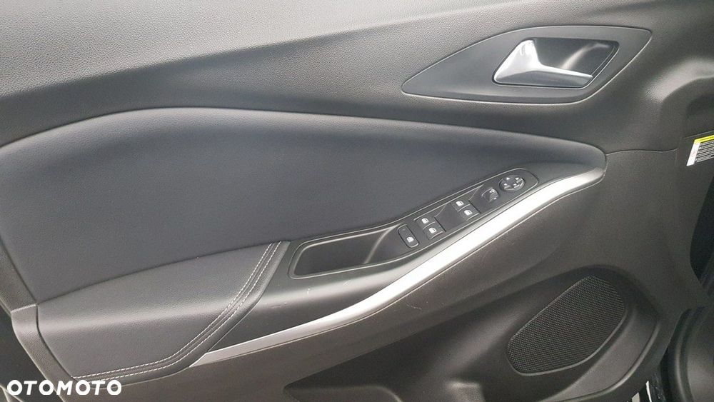 Opel Grandland - 18