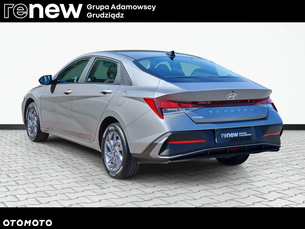 Hyundai Elantra 1.6 Modern - 7