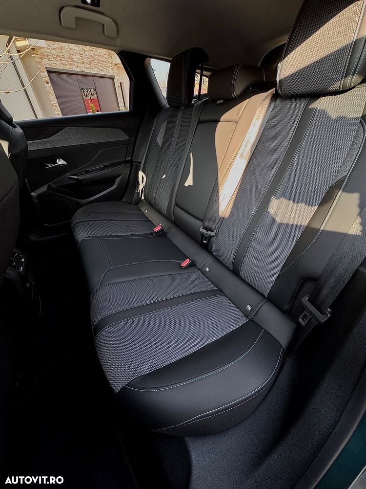 Peugeot 308 1.6L 180 EAT8 PHEV Allure - 20