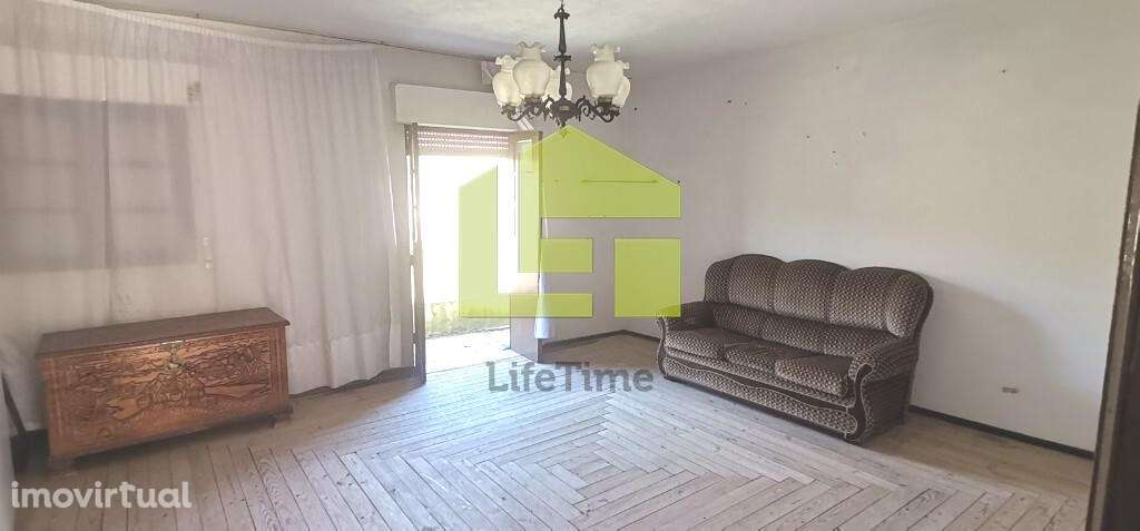 Moradia com vista para as Termas de Longroiva - Grande imagem: 3/60