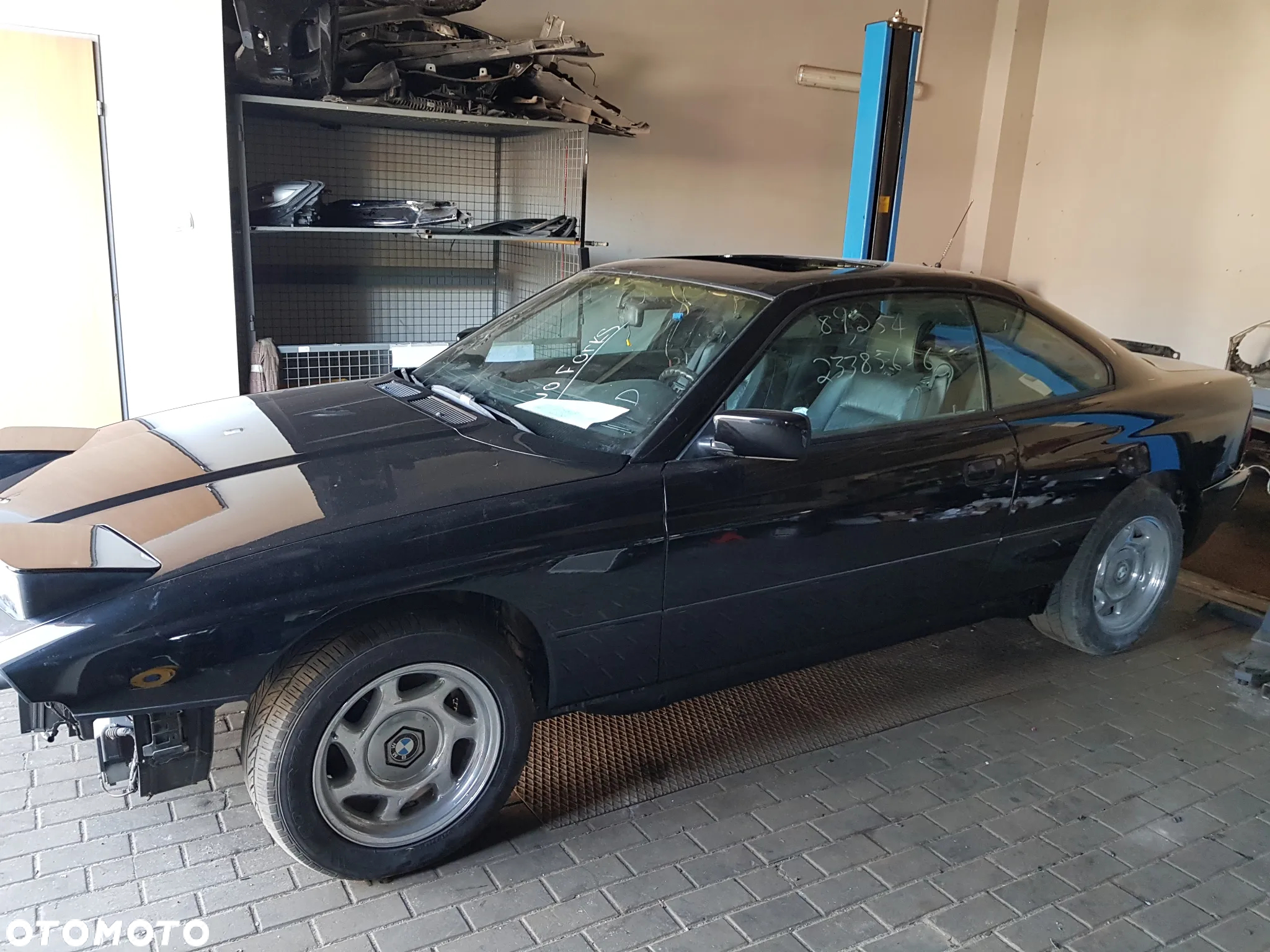 BMW Seria 8 - 7