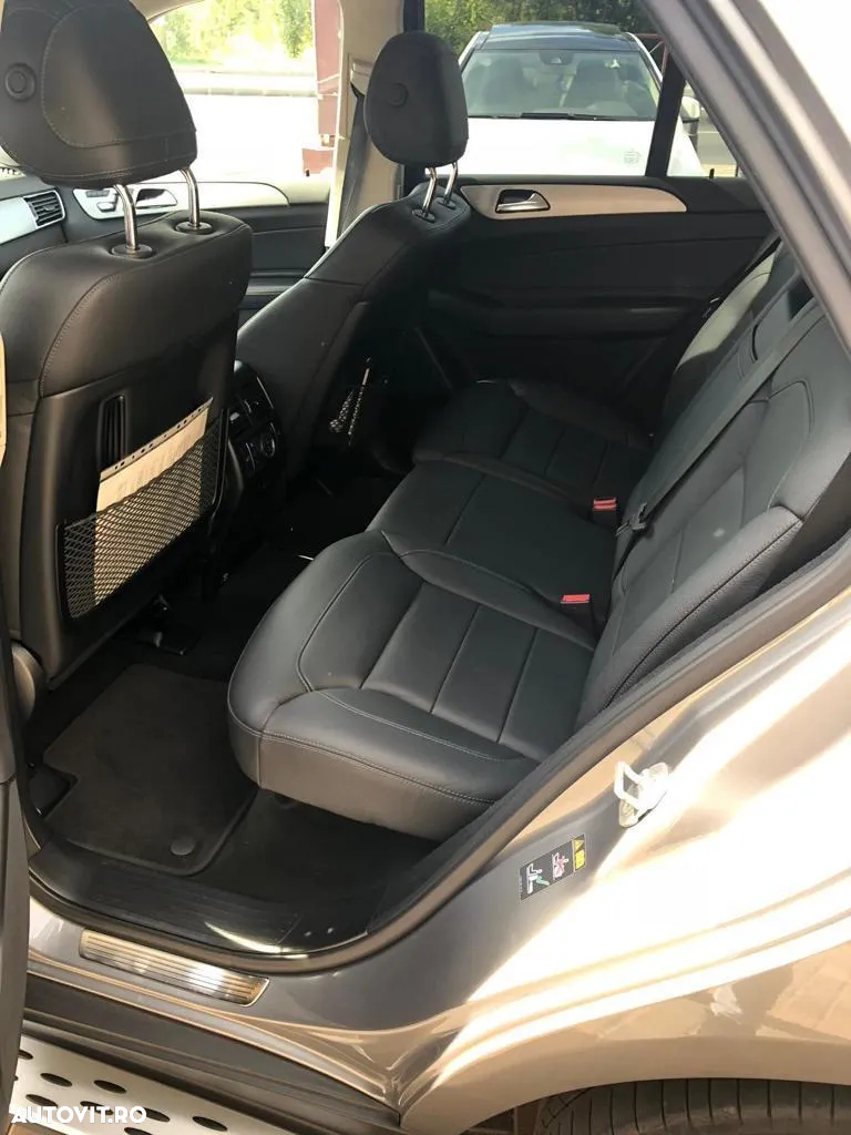 Mercedes-Benz GLE 250 d 4MATIC - 12