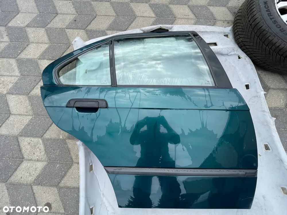 Bmw E36 Drzwi prawe tył - 1