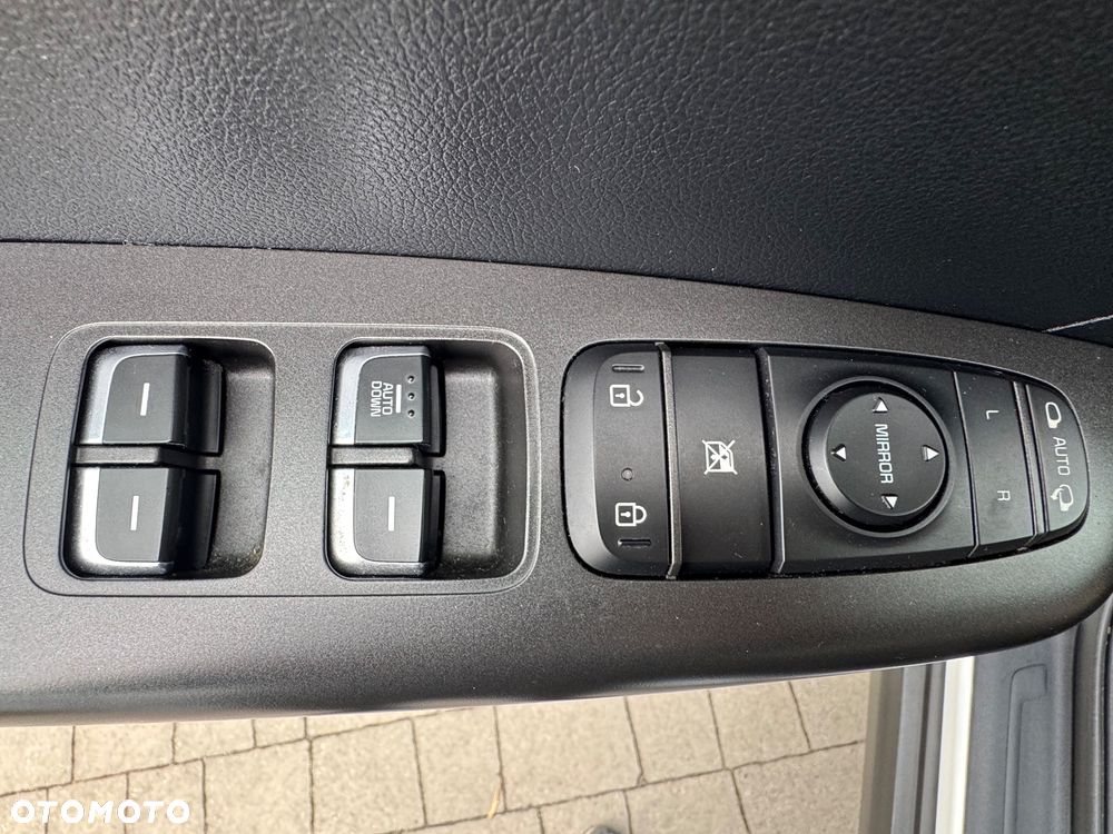 Kia Sportage 1.6 GDI 2WD DREAM-TEAM EDITION - 40