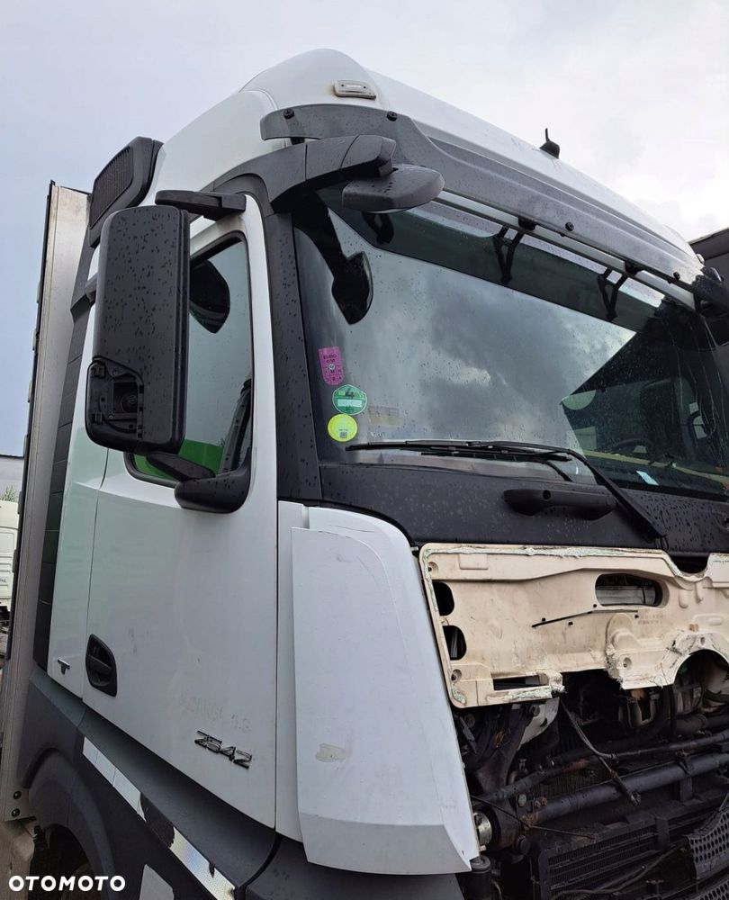 SZKIELET KABINY + DRZWI MERCEDES ACTROS MP4 EURO 6 - 4