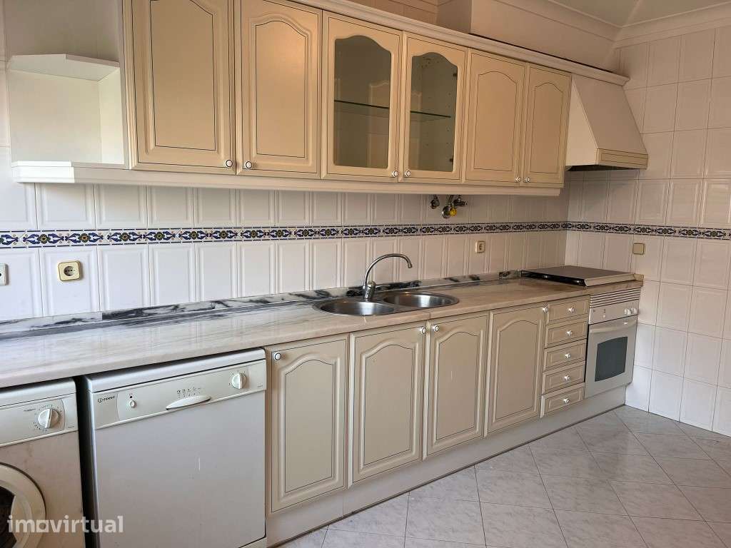 Apartamento T2, Bairro da Cavaleira, Mem Martins - Grande imagem: 2/24