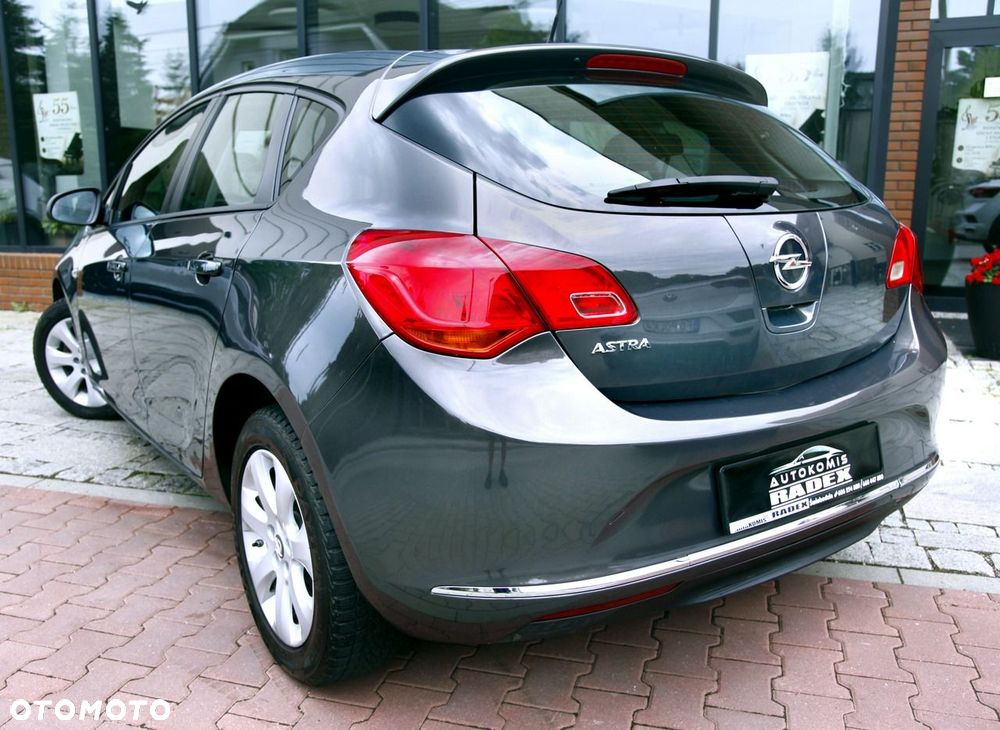 Opel Astra 1.4 T Enjoy - 23
