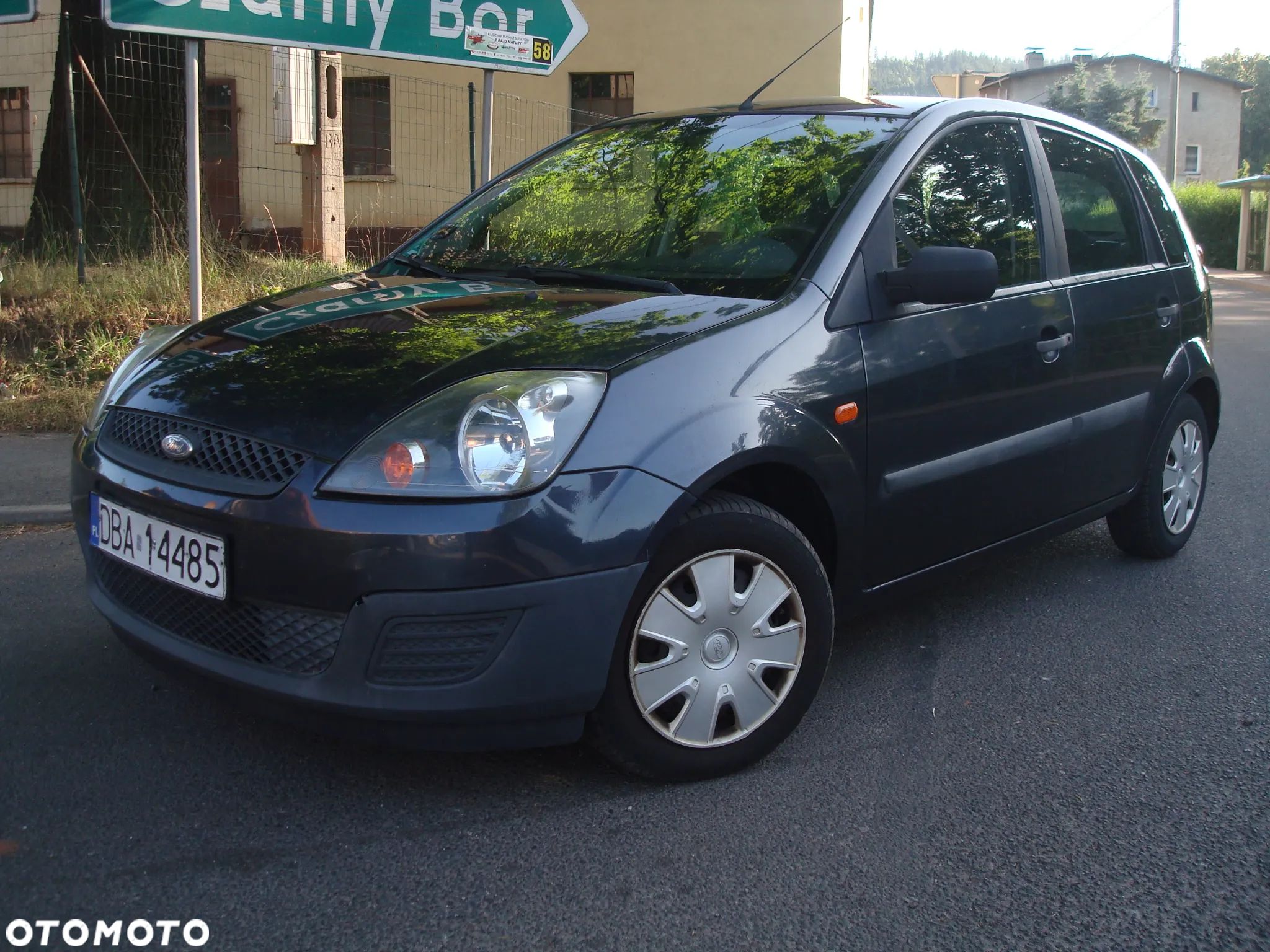 Ford Fiesta 1.25 Ambiente - 1