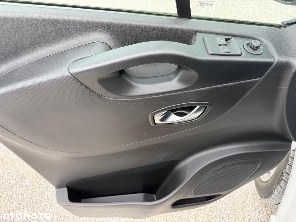 Renault TRAFIC - 22