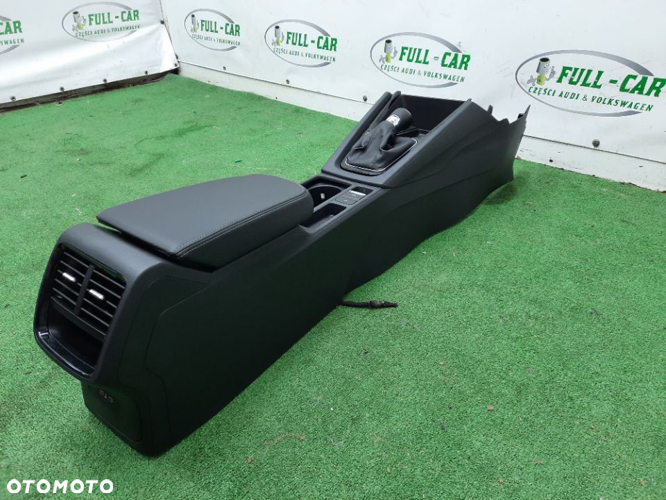 SKODA OCTAVIA IV 2020 PRAWY TYL kombi   TAPICERKA DRZWI 5E7867024A  5E8867014A 5E7867023A 5E8867013A - 9