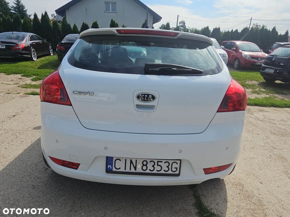 Kia ProCeed Pro_cee'd 1.6 Optimum + - 7