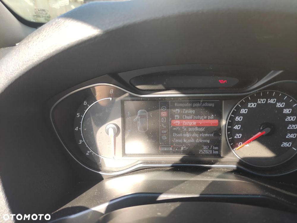 Ford Mondeo 1.6 T Ambiente - 14