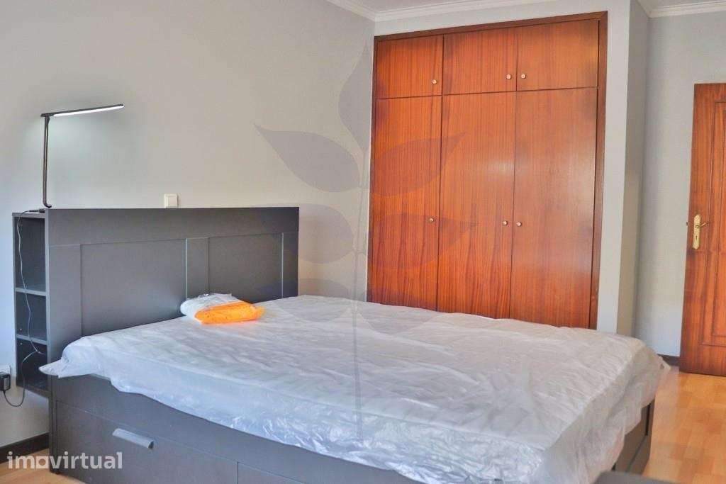 Arrenda-se Apartamento T1 - Gualtar - Mobilado e Equipado - Grande imagem: 3/18