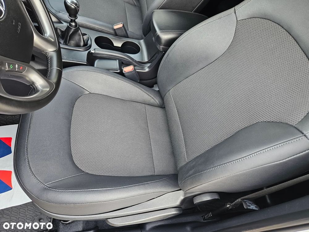 Hyundai ix35 1.6 GDI Premium 2WD - 10