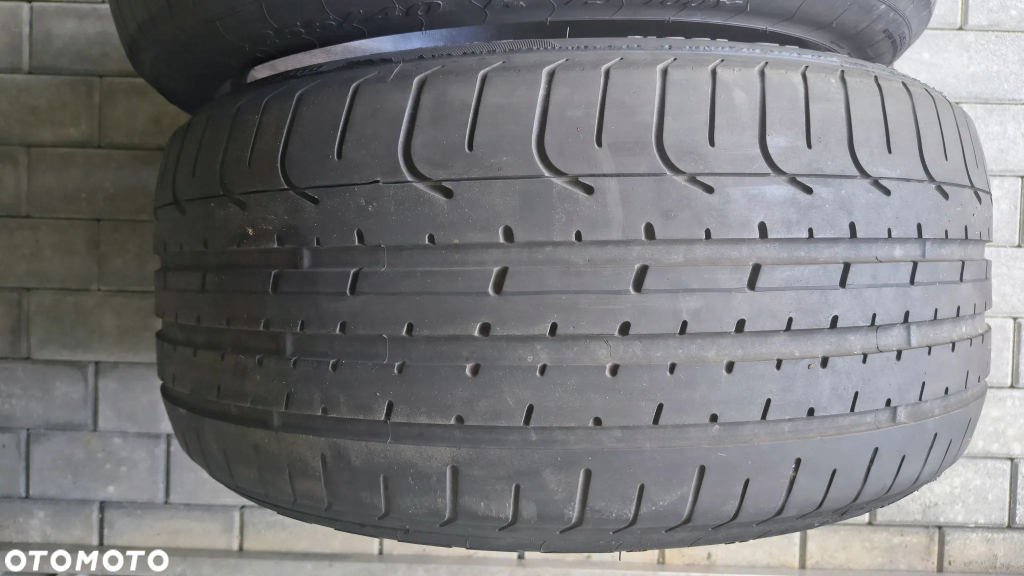 Pirelli P-Zero 255/40 ZR19 16/17r - 5