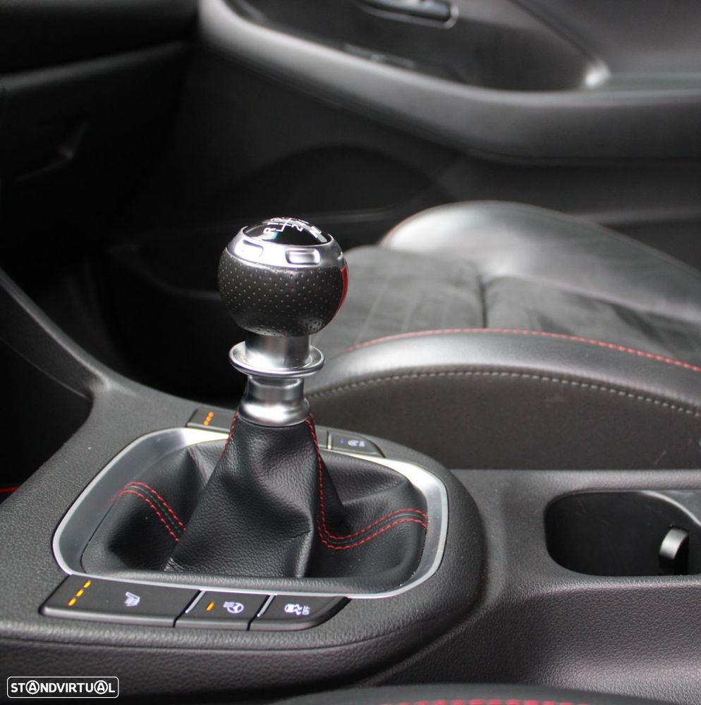 Hyundai i30 N 2.0 T-GDi Performance Pack - 10