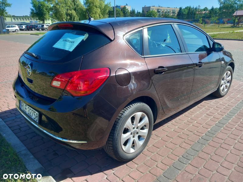 Opel Astra ver-1-4-enjoy - 18