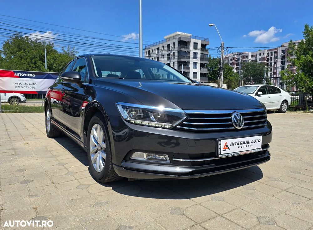 Volkswagen Passat 1.5 TSI ACT DSG Comfortline - 3