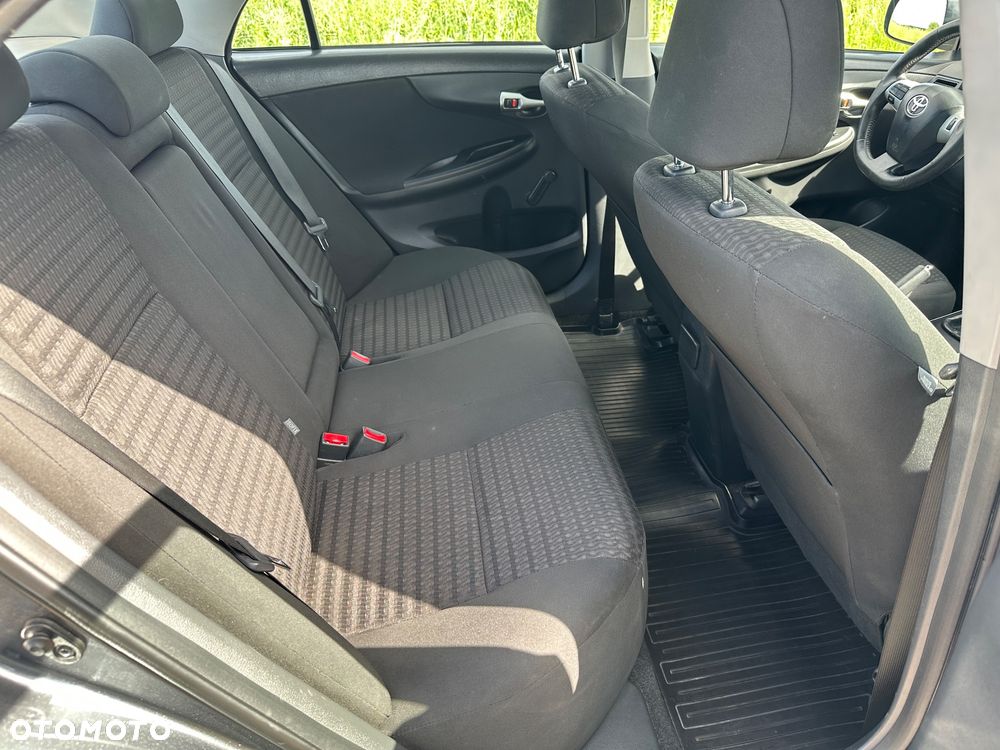 Toyota Corolla 1.4 D-4D Luna - 14