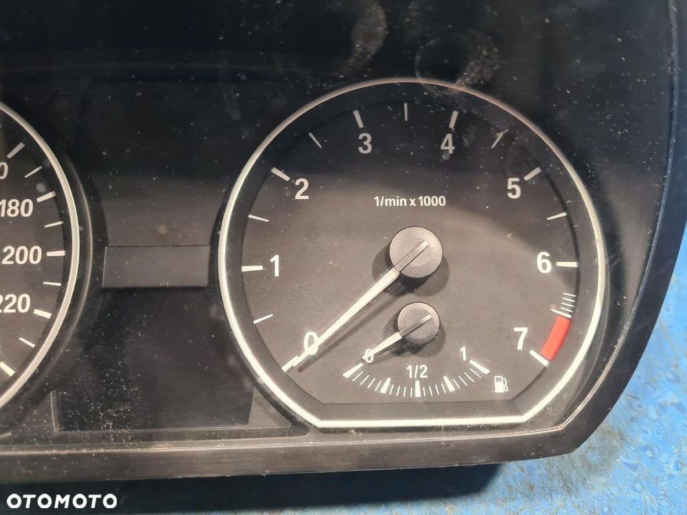 BMW 116 LICZNIK 912258701 - 3