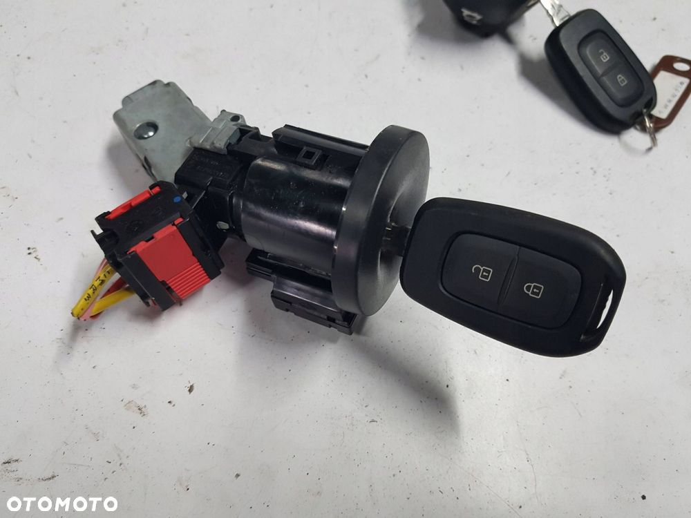 DACIA DOKKER LIFT 17-21r STACYJKA KLUCZYKI - 2