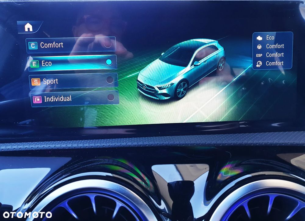 Mercedes-Benz Klasa A 200 AMG Line 7G-DCT - 28