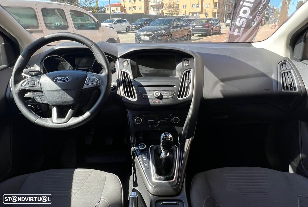 Ford Focus 1.0 SCTi Titanium - 4
