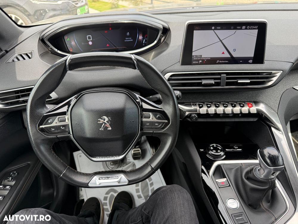 Peugeot 3008 PureTech 130 Stop & Start GPF Allure - 8