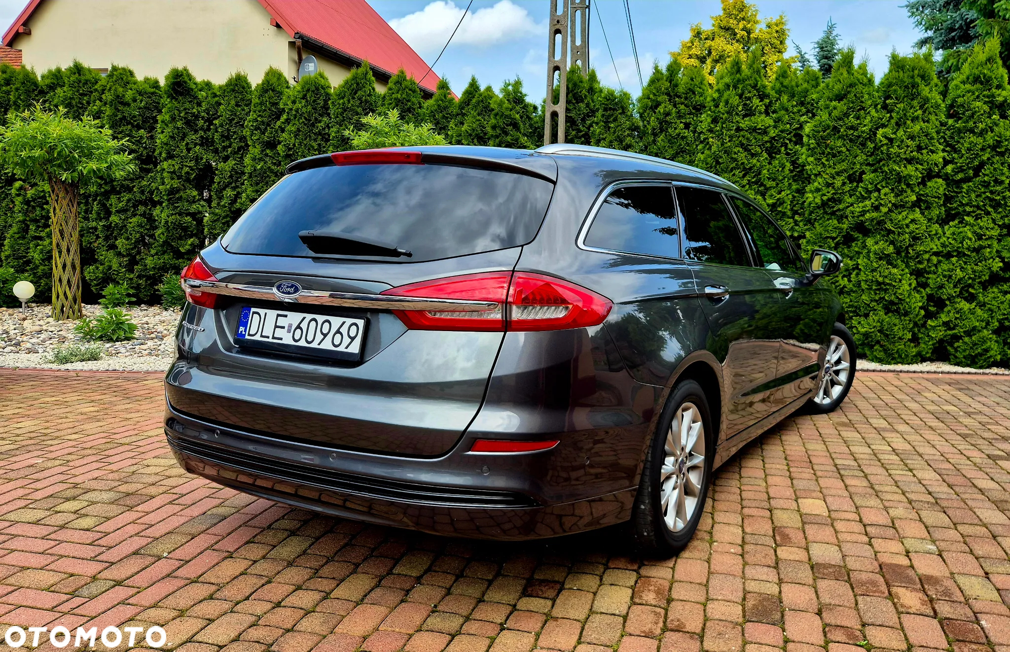 Ford Mondeo 2.0 EcoBlue Titanium - 12