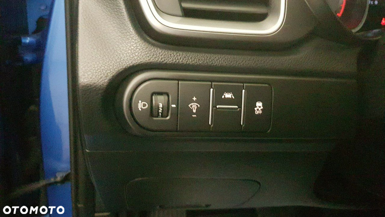 Kia Ceed - 31