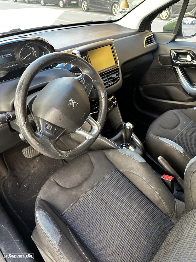 Peugeot 208 e-HDi 92 ETG6 Stop&Start Allure - 20