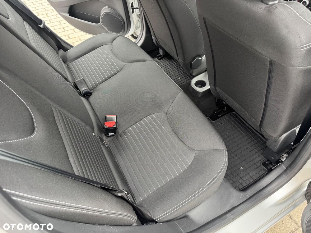 Renault Clio 1.2 16V 75 Limited - 19