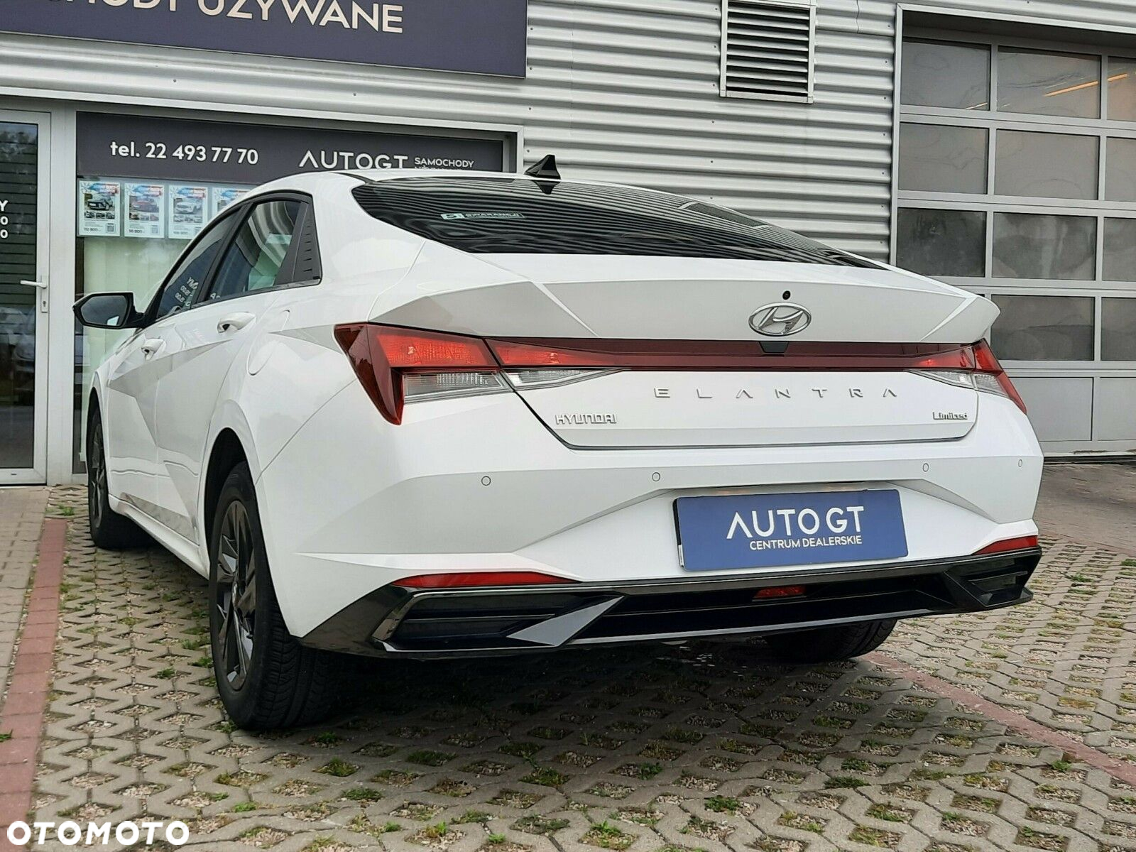 Hyundai Elantra 1.6 Smart CVT - 25