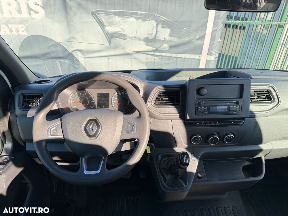 Renault Master - 18