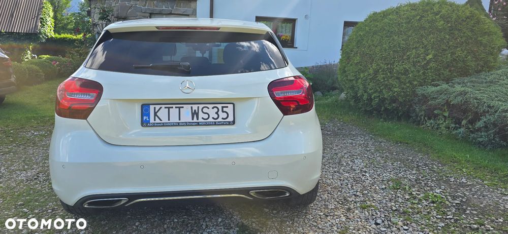 Mercedes-Benz Klasa A 180 7G-DCT Urban - 11