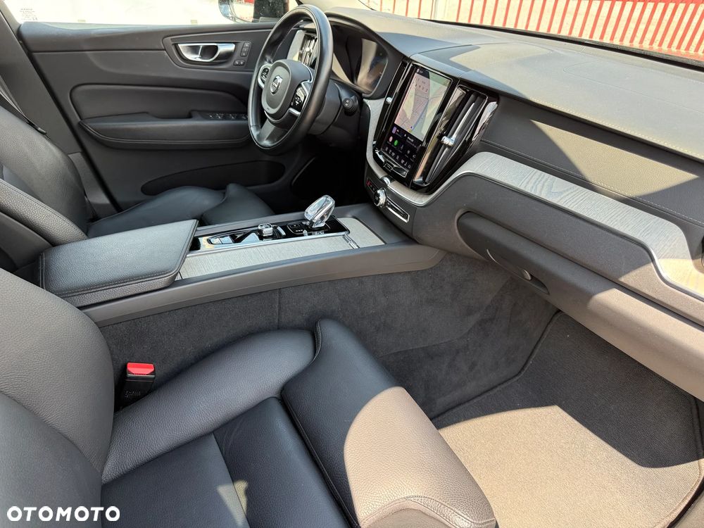 Volvo XC 60 B4 D Inscription - 19