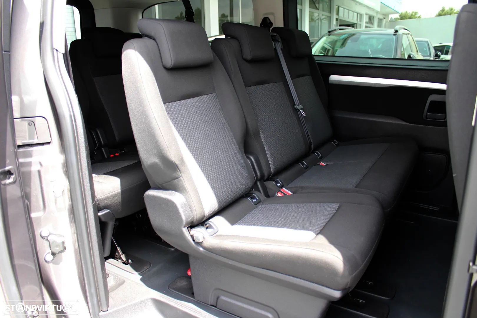 Peugeot Traveller 1.5 BlueHDi L2H1 Active Standard - 18